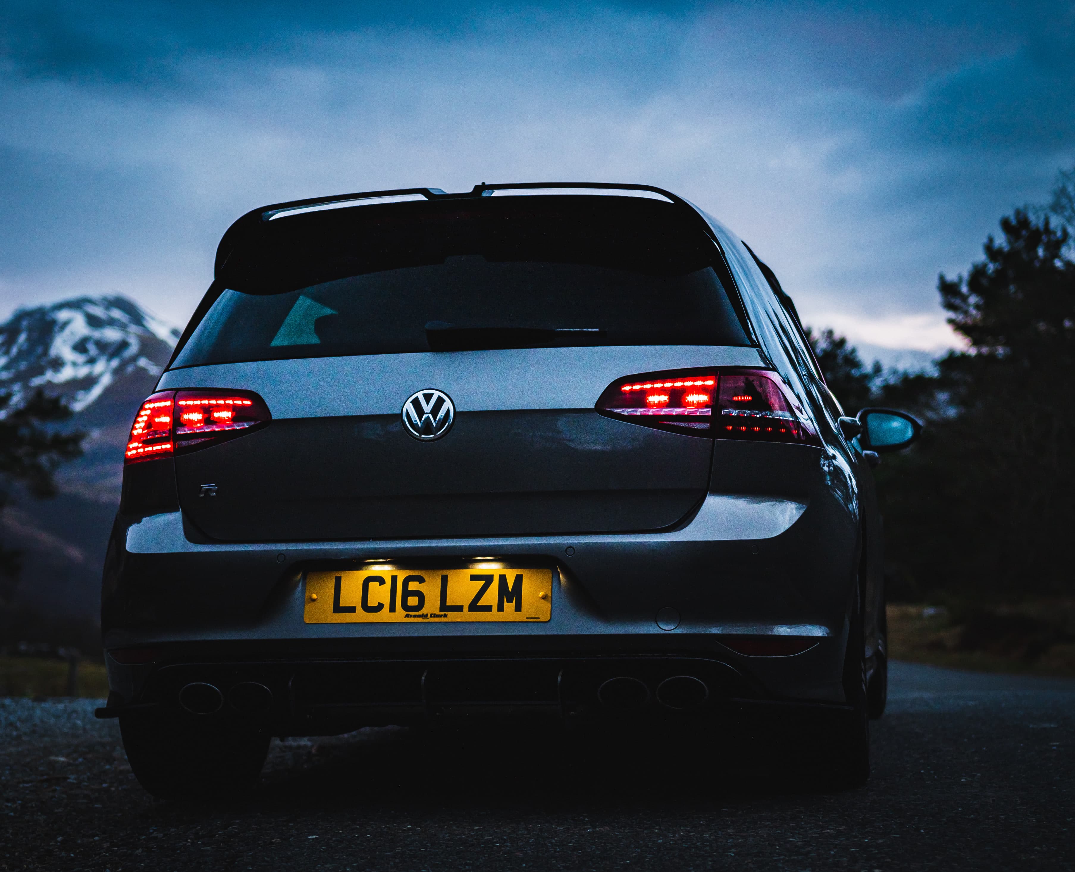 Night Circuit — frame 3