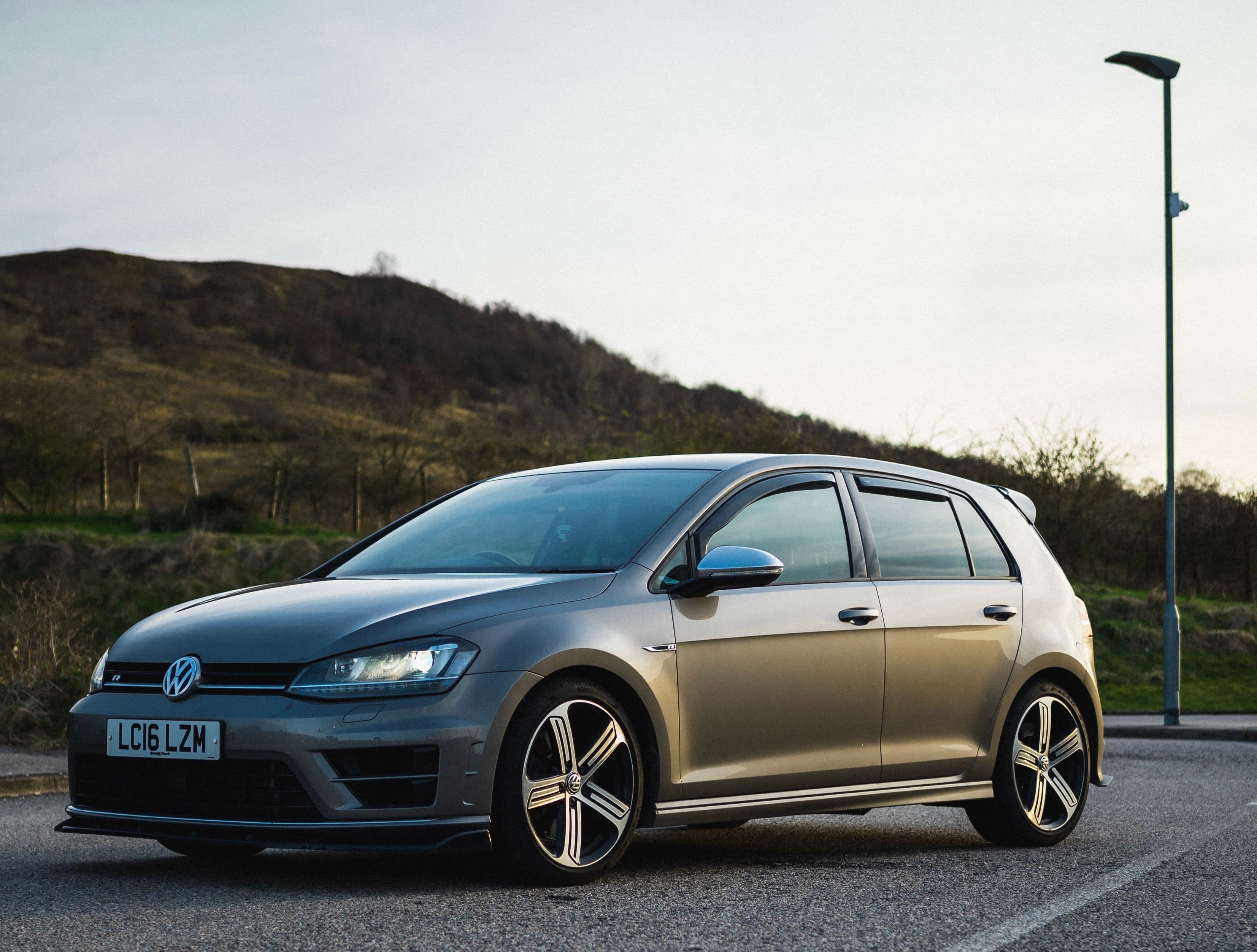 Crimson Pulse — frame 2